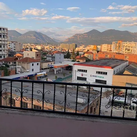 Xhejs * Tirana